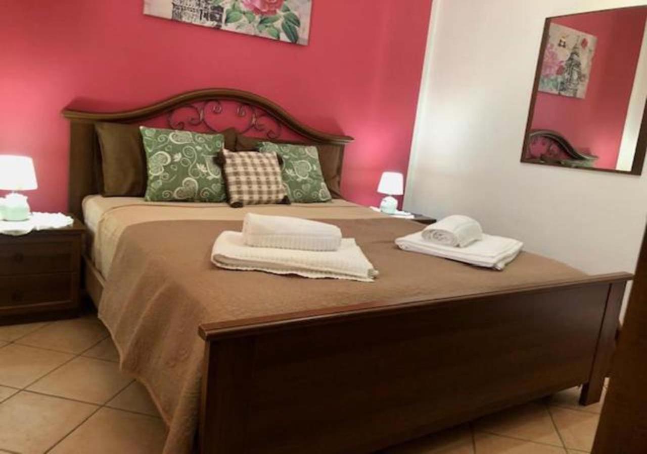 Odegos Appartamento Matilda Roca Exteriér fotografie